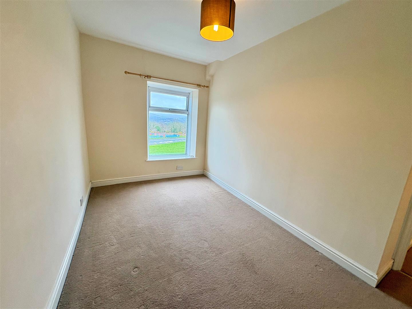 Heol Tyn Y Garn, Pen-Y-Fai, Bridgend County Borough, CF31 4PA